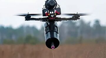 Tin công nghiệp quốc phòng 2/5: UAV cáp quang tấn công mục tiêu Israel