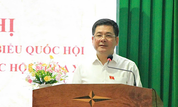 Phó Chủ tịch Quốc hội Nguyễn Hồng Diên tiếp xúc cử tri tại Gia Lai