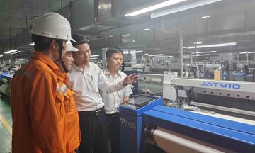 EVNHCMC đảm bảo điện, đồng hành cùng mục tiêu tăng trưởng hai con số