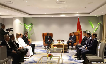 Đồng chí Nguyễn Thanh Nghị tiếp lãnh đạo các chính đảng và tổ chức hữu nghị Sri Lanka