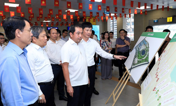 Bí thư Hà Nội kiểm tra vận hành Metro Nhổn - Ga Hà Nội, đốc thúc thi công ga ngầm S12