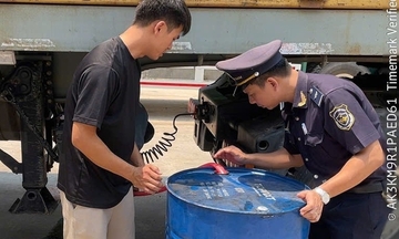 Vận chuyển trái phép vàng, dầu diesel diễn biến phức tạp tuyến biên giới