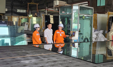 Bộ Công Thương: Tiết kiệm tối thiểu 3% tổng điện năng tiêu thụ 2026