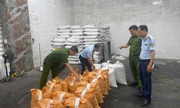 Hà Nội: Đội Quản lý thị trường số 24 quyết liệt triển khai 'nhiệm vụ kép'