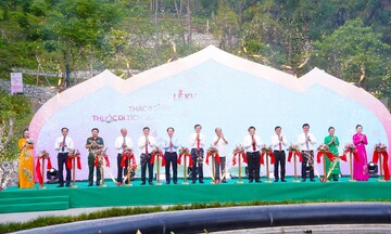 Khánh thành công trình Thác 9 tầng tại Khu mộ bà Hoàng Thị Loan 