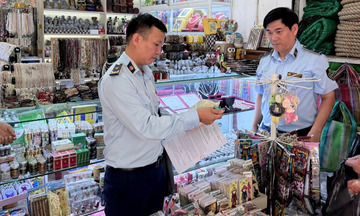 Đà Nẵng: Xử lý nhiều cơ sở kinh doanh hàng xâm phạm sở hữu trí tuệ