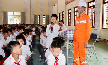 Lào Cai tăng cường tuyên truyền an toàn điện cho học sinh trước dịp nghỉ hè