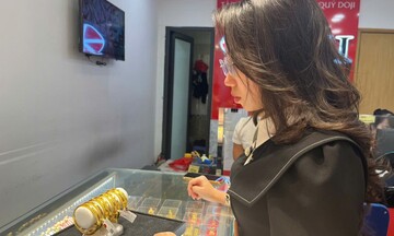 Giá vàng hôm nay (23/5): Đồng loạt giảm 