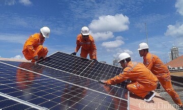 Tiết kiệm điện mùa nóng: Thay đổi từ nhận thức đến hành vi