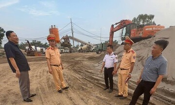 Siết kiểm tra, đình chỉ bến thủy nội địa không phép ở Bắc Ninh