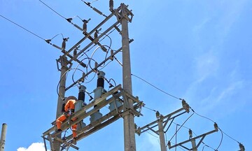 Phụ tải tăng kỷ lục, Điện lực Nghệ An căng mình vận hành lưới điện