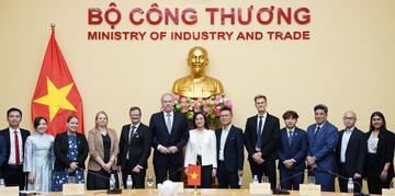 Thứ trưởng Phan Thị Thắng làm việc với Thứ trưởng phụ trách Thương mại quốc tế Bộ Ngoại giao Phần Lan