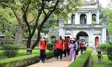 Infographic | Hà Nội đón gần 15 triệu lượt khách du lịch sau 5 tháng