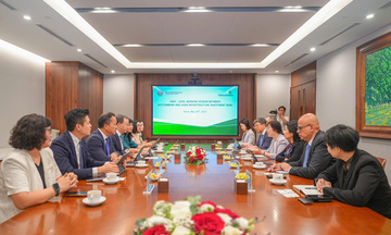 Vietcombank và AIIB tổ chức chương trình làm việc cấp cao