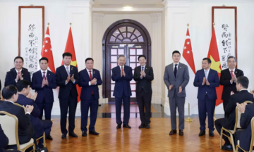 Tổng Bí thư, Chủ tịch nước Tô Lâm chứng kiến trao văn kiện hợp tác giữa Việt Nam và Singapore