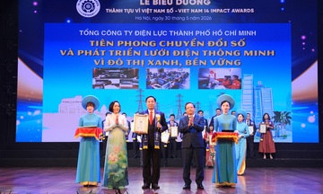 EVNHCMC và Chủ tịch Phạm Quốc Bảo được vinh danh vì Việt Nam số