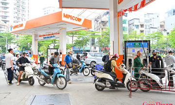 Từ hôm nay, E10 trở thành lựa chọn mới tại cây xăng trên cả nước