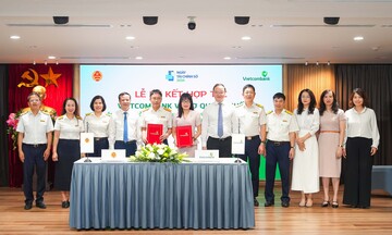 Vietcombank đồng hành cùng Cục Thuế hỗ trợ hộ kinh doanh vững bước chuyển đổi