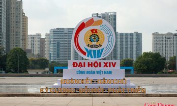 Hà Nội trang hoàng cờ hoa trước thềm Đại hội XIV Công đoàn Việt Nam