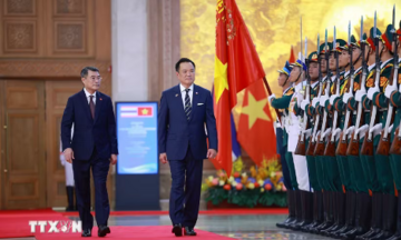 Thủ tướng Lê Minh Hưng chủ trì lễ đón chính thức Thủ tướng Thái Lan