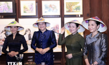 Phu nhân Thủ tướng Lê Minh Hưng cùng Phu nhân Thủ tướng các nước Lào, Campuchia, Thái Lan tham gia hoạt động giao lưu văn hóa