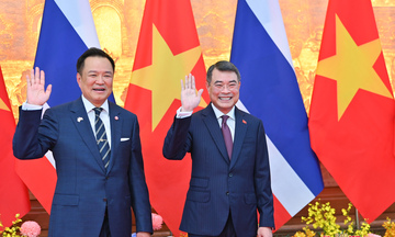 Thủ tướng Lê Minh Hưng chủ trì lễ đón trọng thể Thủ tướng Vương quốc Thái Lan
