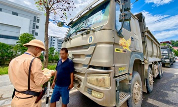 Hà Nội quyết liệt xử lý, ngăn chặn xe quá tải, cơi nới thành thùng
