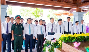 Tổ chức trọng thể lễ kỷ niệm 130 năm Ngày sinh đồng chí Hồ Tùng Mậu 