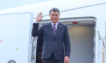 Thủ tướng Lê Minh Hưng lên đường dự Hội nghị Cấp cao kỷ niệm 35 năm quan hệ ASEAN-Nga 