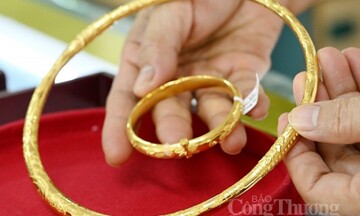 Giá vàng hôm nay (17/6): Tăng dựng đứng