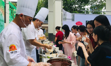 Hà Nội: Đặc sắc trải nghiệm văn hóa Trung Quốc dịp Tết Đoan Ngọ