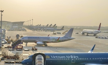 Cục Hàng không Việt Nam tăng cường giải pháp bảo đảm an toàn bay mùa nắng nóng