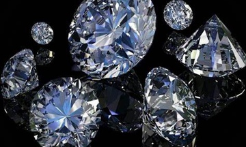 Câu hỏi xung quanh thị trường kim cương thế giới và Việt Nam -  Bài 6: Vùng trắng pháp lý