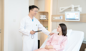 Chăm sóc sức khỏe nữ giới: Hành trình liền mạch từ thăm khám đến hồi phục