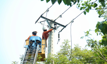 Công suất cực đại đạt 4.956 MW, tiêu thụ điện miền Trung lập đỉnh mới 