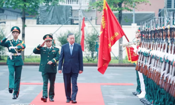 Tổng Bí thư, Chủ tịch nước: Xây dựng thế trận Pháo binh - Tên lửa trong nền quốc phòng toàn dân