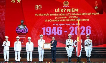 Chủ tịch Quốc hội Trần Thanh Mẫn dự Lễ kỷ niệm 80 năm Ngày truyền thống Lực lượng An ninh đối ngoại