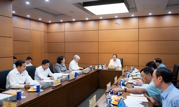 Chủ tịch Quốc hội: Mỗi luật, nghị quyết được ban hành phải thực sự tháo gỡ được những điểm nghẽn từ thực tiễn  