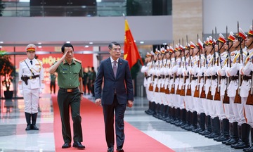 Kiến tạo môi trường an ninh, an toàn cho phát triển để đất nước bứt phá đi lên