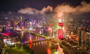 Saigon Marina IFC lung linh trong sự kiện mừng 50 năm thành phố mang tên Bác 