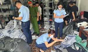 Hà Nội quyết liệt triển khai nhiều giải pháp chống buôn lậu, hàng giả