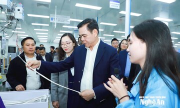 Nghệ An: Công nghiệp và thương mại bứt phá