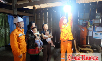 Lai Châu hoàn thành mục tiêu 100% thôn, bản có điện