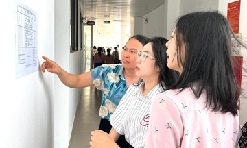 Chính phủ quy định các trường hợp xét tuyển, ưu tiên vào viên chức
