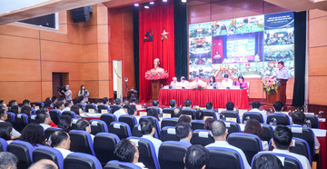 Du lịch tiếp tục là điểm sáng đóng góp vào phát triển kinh tế, xã hội