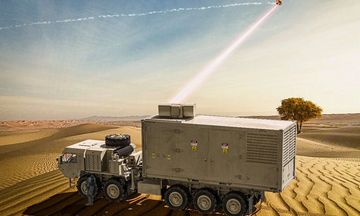 Mỹ phát triển laser 500 kW đánh chặn UAV 