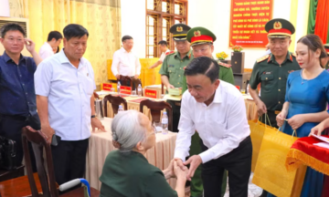 Chăm lo cho người có công là trách nhiệm, đạo lý thiêng liêng của toàn xã hội