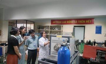 Biến bụi lò luyện thép thành tài nguyên bằng công nghệ vi sóng