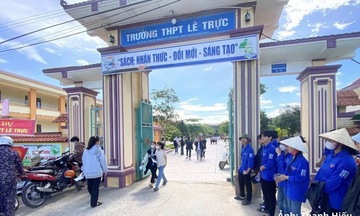 Quảng Trị: Khởi tố 2 giáo viên liên quan vụ tiêu cực tại điểm thi THPT Lê Trực
