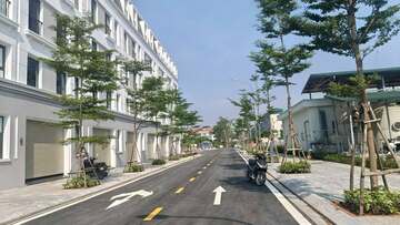 Biệt thự, liền kề Hà Nội giảm giá, khách mua thận trọng